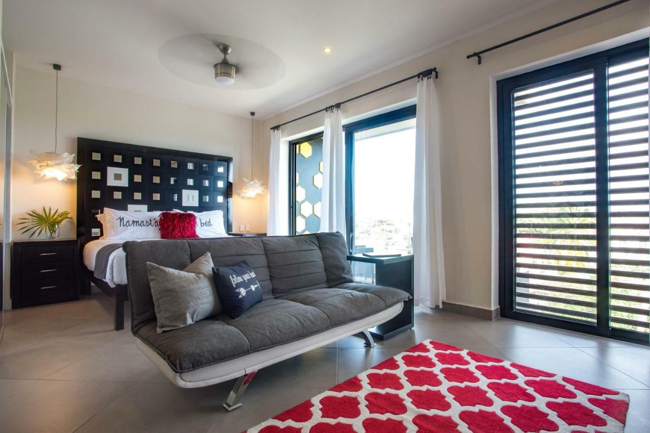 Honey B Suites Playa del Carmen Exterior foto